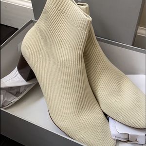 Brand new everlane sock bootie